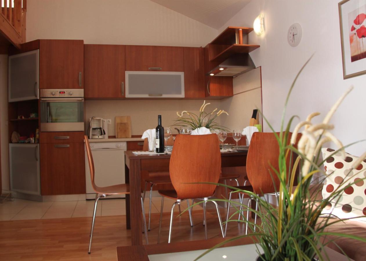 Gallery Apartman Nada Zaboric Eksteriør bilde